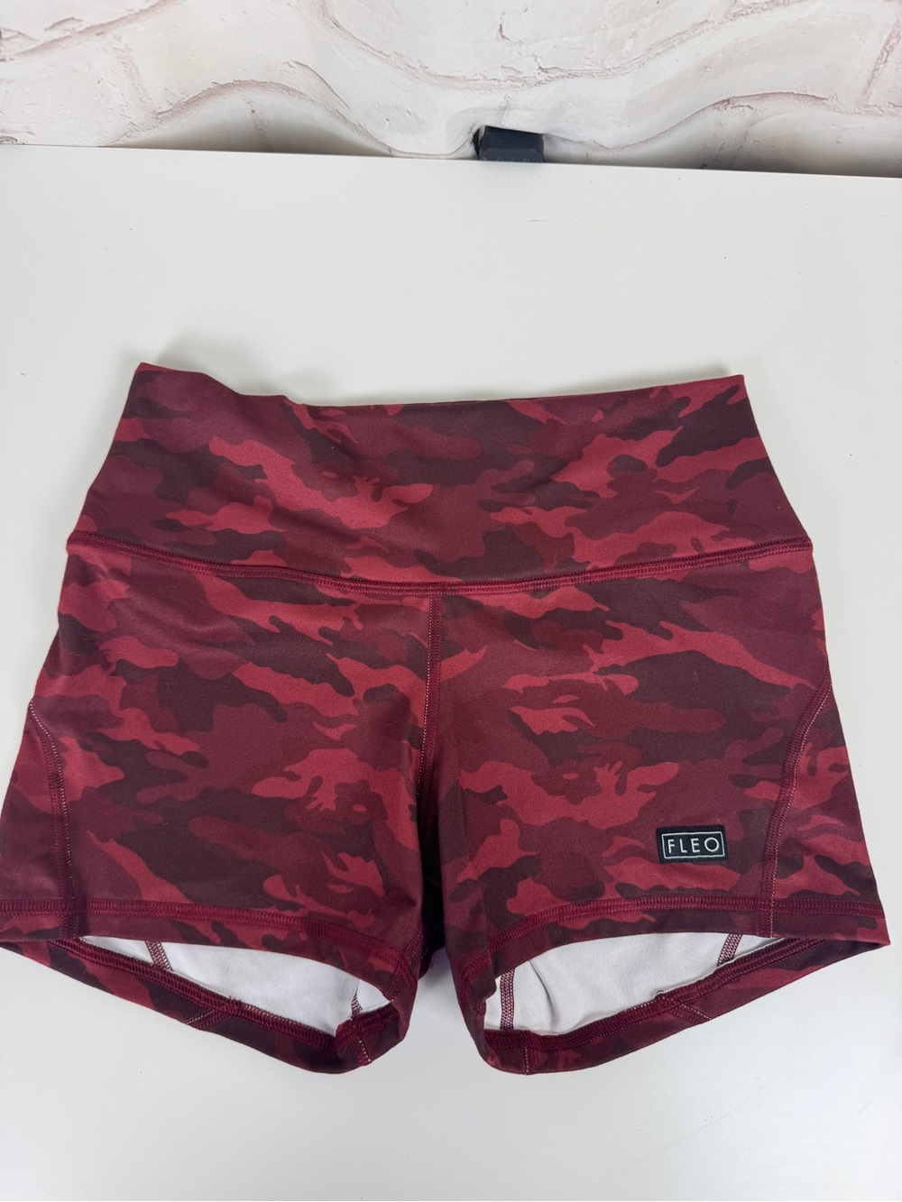 FLEO Apex Contour Booty Gym Shorts Size Small 3.5”